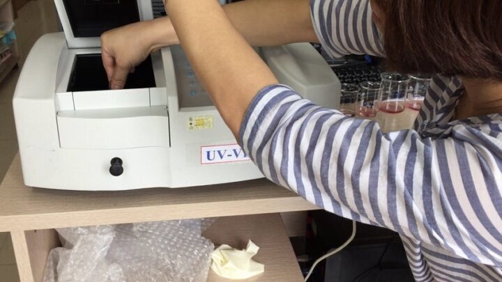 Cách Sử Dụng Máy Quang Phổ: Hướng Dẫn Chi Tiết A-Z