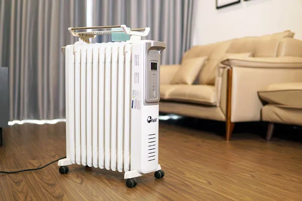 Các bước vệ sinh máy sưởi dầu FujiE OFR4411 và OFR4413