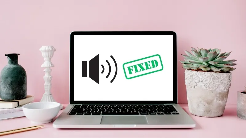 Người dùng đang thực hiện cách sửa dấu trên máy tính, tập trung vào việc khắc phục lỗi loa laptop hiển thị dấu X đỏ do driver hoặc dịch vụ âm thanh