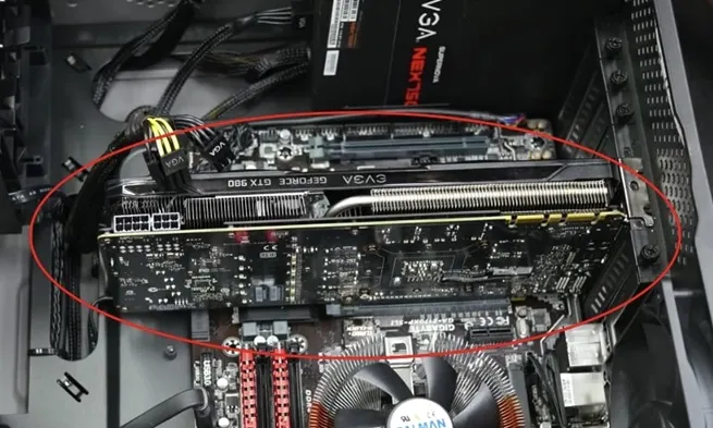 Kiểm tra tình trạng vật lý của card đồ họa bị lỗi