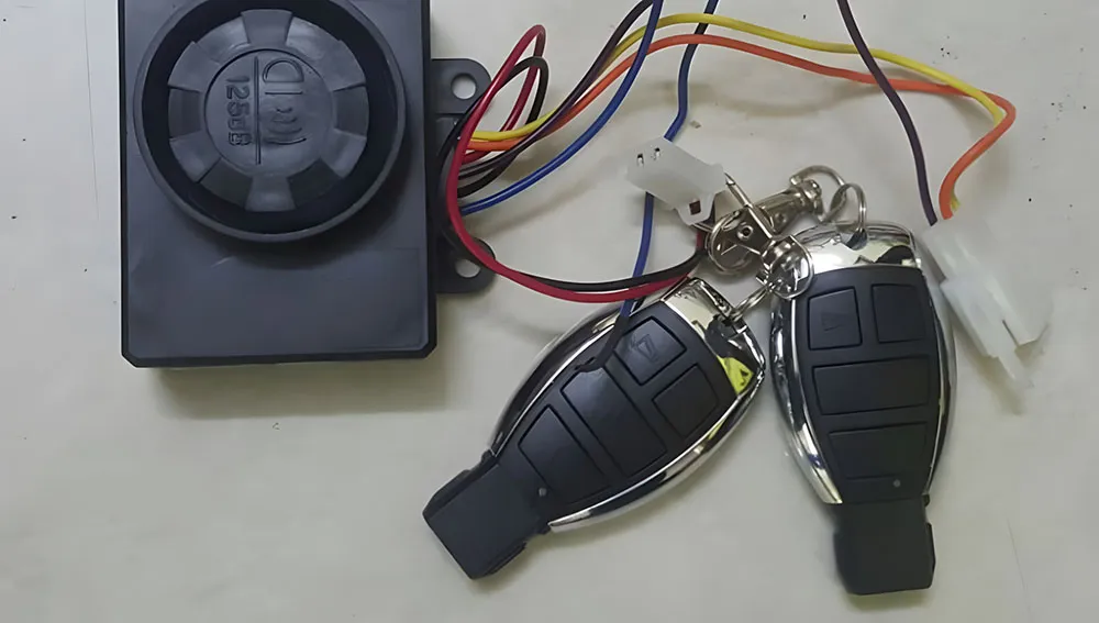 Hướng dẫn tháo chống trộm xe máy điều khiển từ xa từng bước