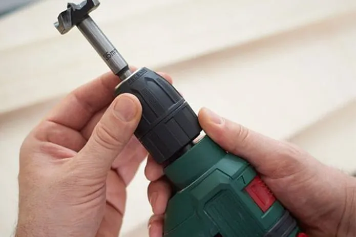 Tổng quan về các loại đầu cặp và cách tháo mũi khoan chi tiết