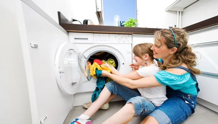 Ảnh minh họa chế độ khóa trẻ em (Child Lock) trên máy giặt Toshiba, nguyên nhân phổ biến khiến nắp không mở được