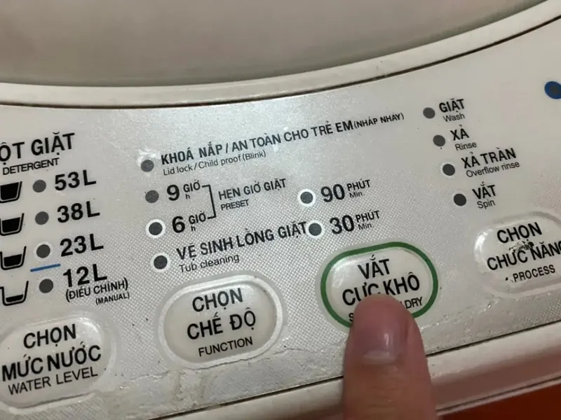 cách sử dụng máy giặt toshiba 12kg chế độ vắt cực khô