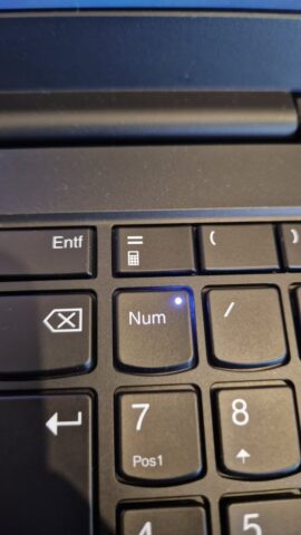 Cách Mở Máy Tính Xách Tay: Hướng Dẫn Chi Tiết Khắc Phục Mọi Lỗi Khóa Cách Mở Máy Tính Xách Tay: Hướng Dẫn Chi Tiết Khắc Phục Mọi Lỗi Khóa