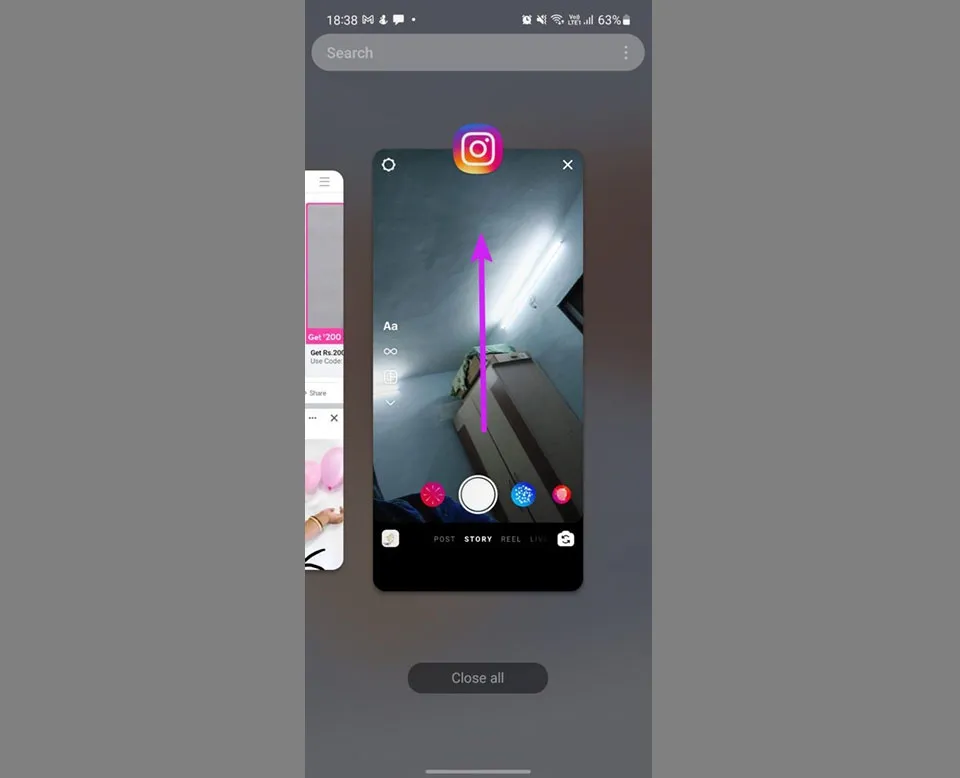 Người dùng đóng các ứng dụng chạy nền để sửa lỗi máy ảnh Samsung