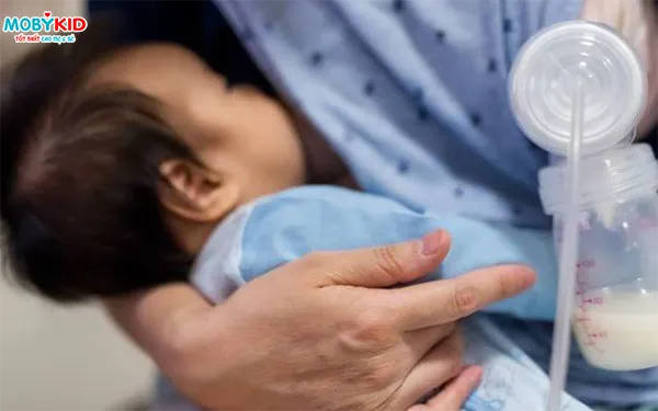 Hộp sản phẩm máy hút sữa điện từ thương hiệu uy tín, minh họa nơi mua sắm đáng tin cậy cho mẹ bỉm sữa.