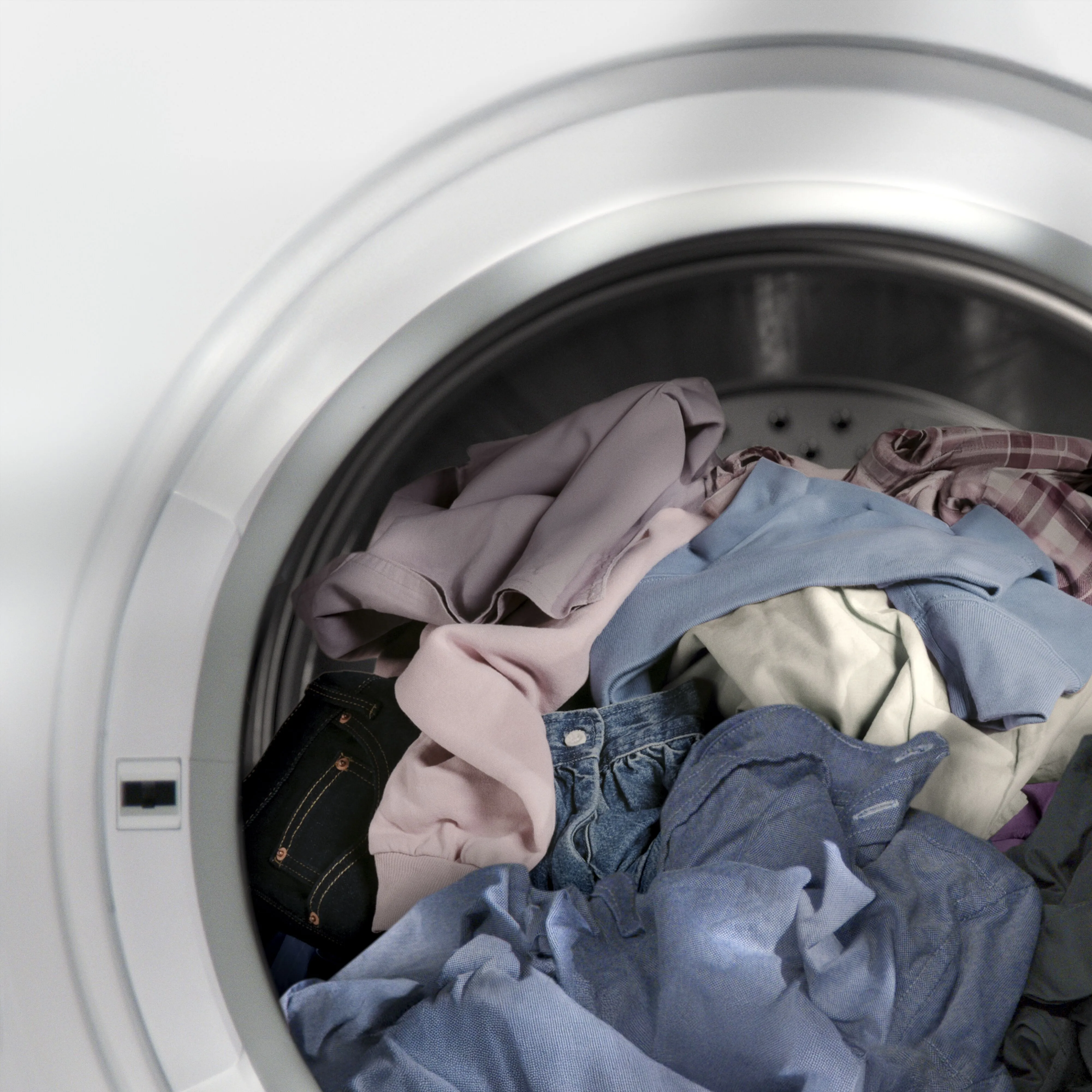 Cách cho quần áo vào máy sấy cửa ngang Electrolux đúng cách