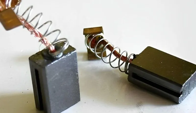 Vai trò thiết yếu của chổi than trong việc vận hành máy khoan