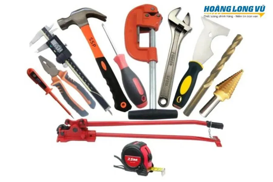 Chuẩn bị công cụ khoan tường bằng tay cho việc tự sửa chữa