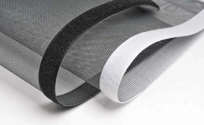 Thêm lưới chắn khi thực hiện Cách lắp đặt máy giặt Electrolux