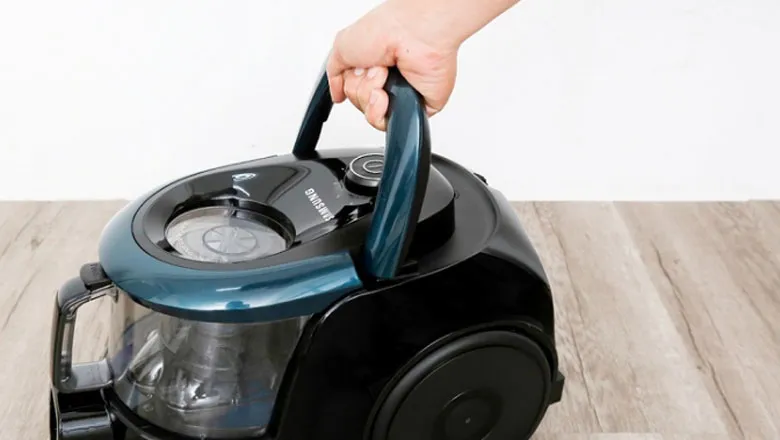 kiểm tra và thay thế túi rác máy hút bụi lg 1600w định kỳ