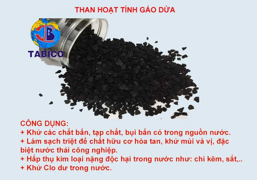 Than hoạt tính dạng hạt với cấu trúc xốp giúp hấp phụ chất gây mùi và xử lý nước giếng khoan hiệu quả
