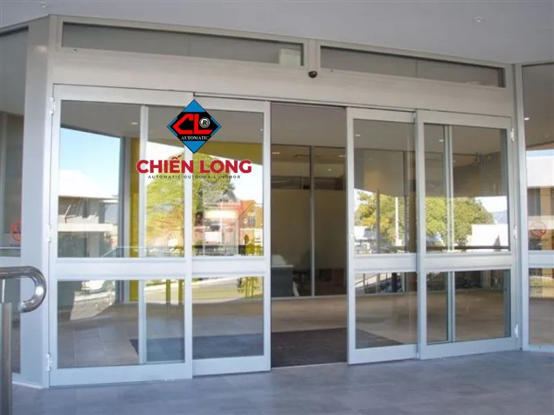 Mẫu cổng tự động đẹp mắt, mang đến sự sang trọng và tiện lợi cho ngôi nhà