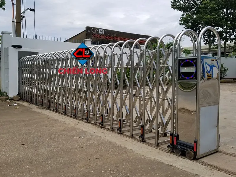 Mái hiên tự động mở rộng không gian sống ngoài trời, chống nắng mưa hiệu quả