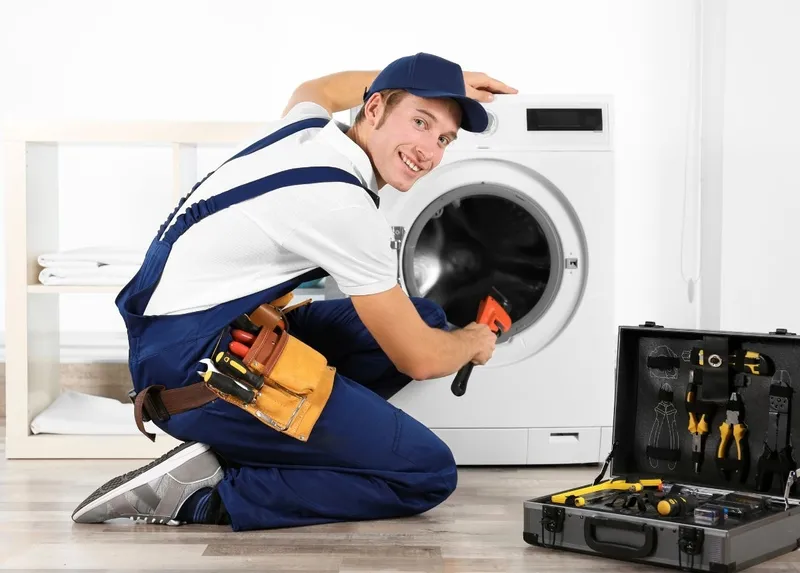 Vệ sinh công tắc cửa máy giặt Panasonic