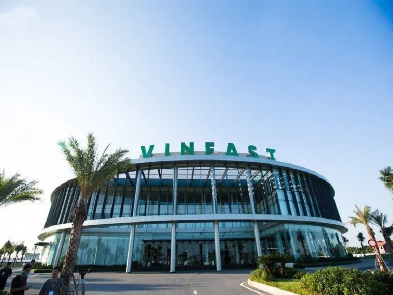 Vít bắn bê tông Unika tại Nhà máy Vinfast