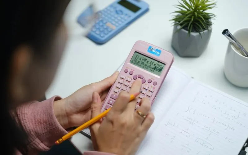 Quy trình làm khô máy tính Casio bị vào nước hoặc ẩm để sửa lỗi màn hình không lên