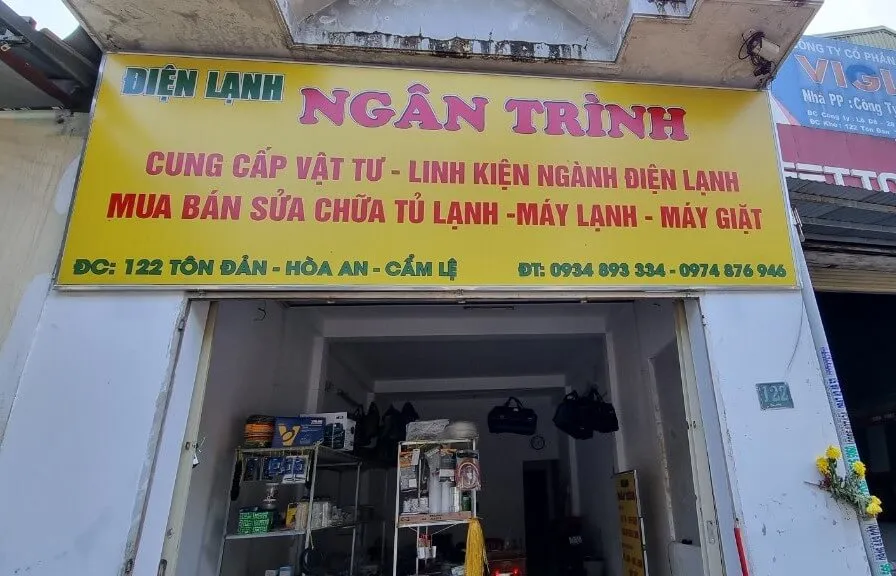 Dịch vụ chuyên nghiệp trong việc bảo trì và sửa chữa thiết bị gia dụng, bao gồm hỗ trợ kỹ thuật về cách tháo cửa máy giặt cửa ngang và các vấn đề khác.