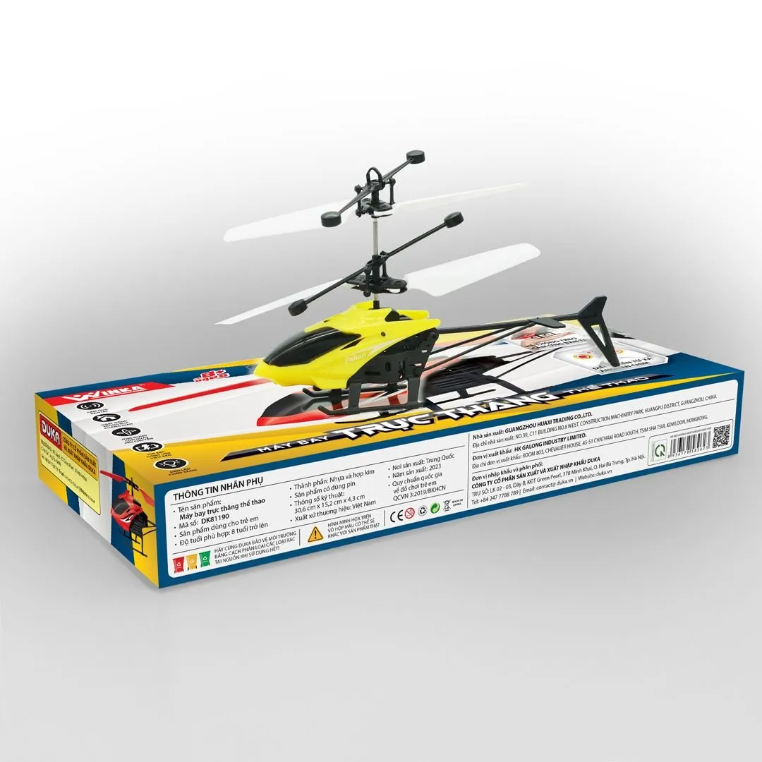 Một bộ điều khiển máy bay RC cùng với máy bay đang được lắp ráp