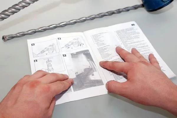 Đọc ký hướng dẫn sử dụng máy khoan 