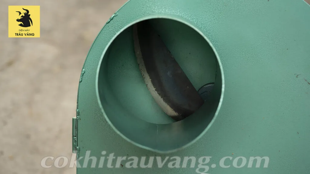 Tình trạng dao máy thái chuối bị han gỉ ảnh hưởng hiệu suất và yêu cầu biết cách lắp dao máy thái chuối