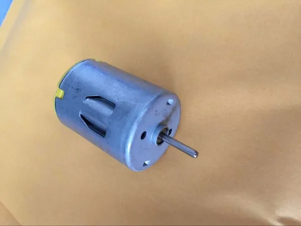 Kiểm tra động cơ máy sấy tóc Philips