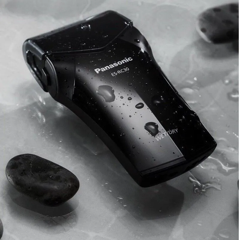 Các bộ phận chi tiết của máy cạo râu Panasonic ES-RC30, minh họa cấu tạo hỗ trợ cách sử dụng máy cạo râu Panasonic tối ưu.