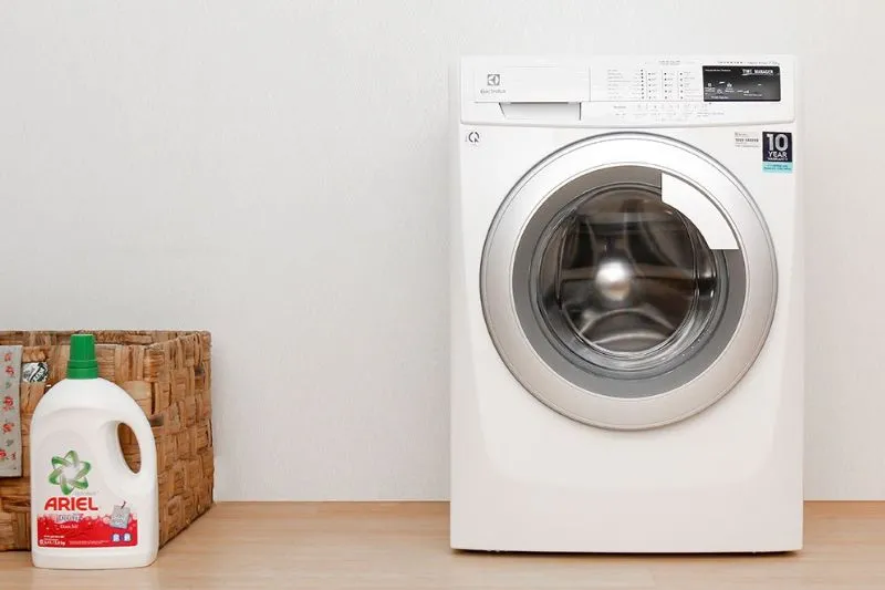 Máy giặt Electrolux cửa ngang 7kg thường gặp lỗi không mở được cửa