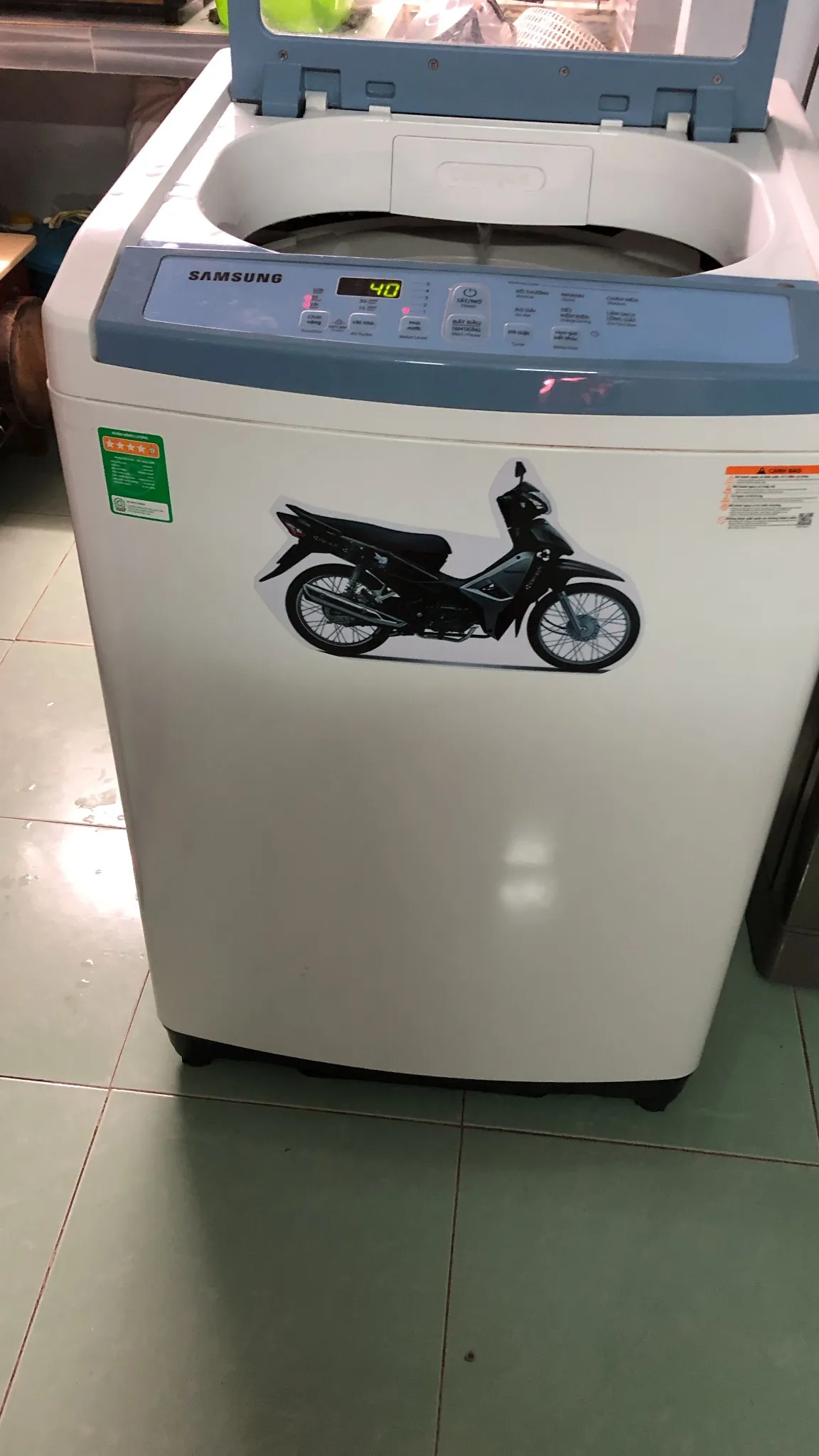 Phốt chặn nước và bạc đạn của hộp số máy giặt Sanyo cần được kiểm tra