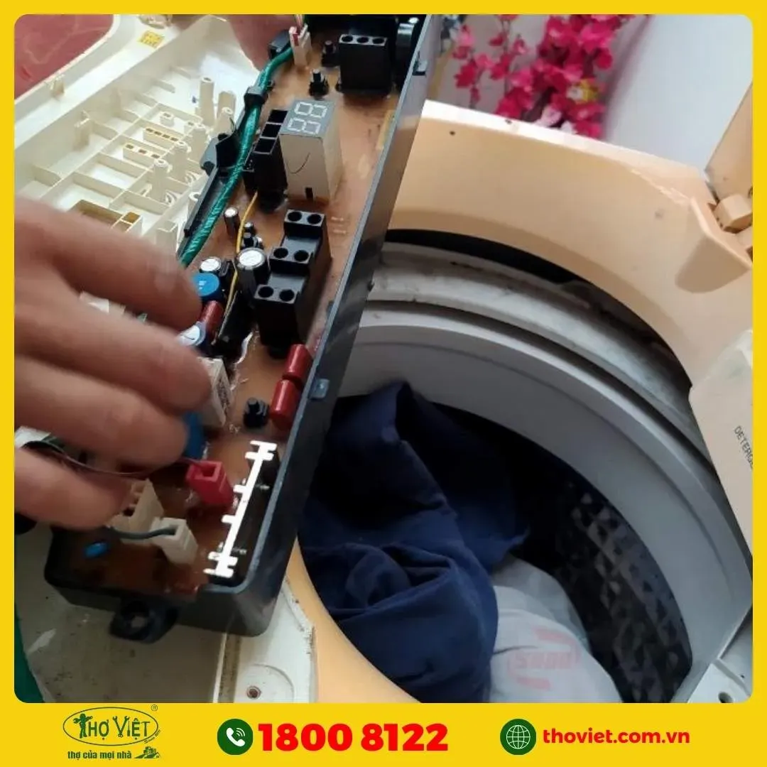 Khắc Phục Lỗi Bo Mạch Điều Khiển Máy Giặt Ảnh Hưởng Đến Chức Năng Khóa Cửa