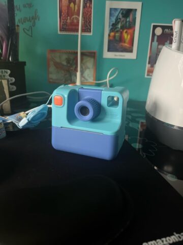 Cách Sử Dụng Máy Ảnh Polaroid: Hướng Dẫn Chi Tiết Cho Người Mới Cách Sử Dụng Máy Ảnh Polaroid: Hướng Dẫn Chi Tiết Cho Người Mới