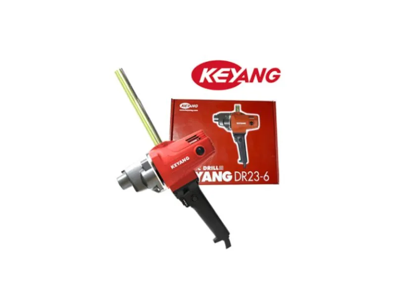 Cận cảnh các cạnh mũi khoan bị mòn sau thời gian sử dụng, một nguyên nhân phổ biến khiến mũi khoan gãy khi khoan vật liệu cứng.