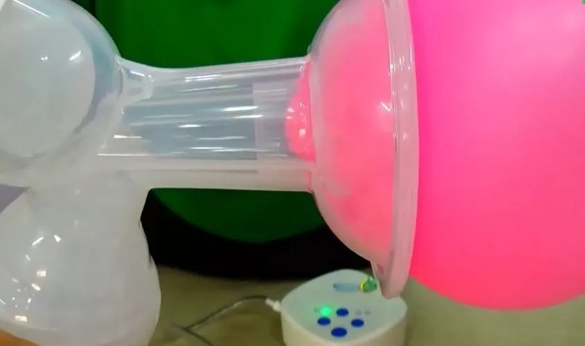 Đổi luân phiên hai bầu ngực khi sử dụng máy hút sữa điện đơn Gluck