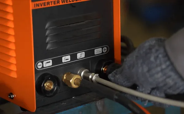 Hướng dẫn lắp đặt súng hàn, jack công tắc và kẹp mass cho máy hàn Tig Jasic