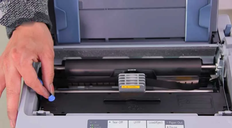 Thay băng mực máy in kim Epson LQ 310