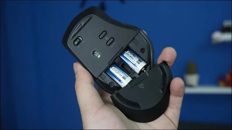 Kiểm tra và sửa chữa các lỗi nhỏ của chuột bằng cách tháo lắp