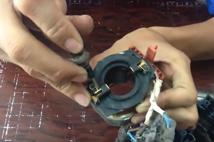 Lắp lại bạc đạn