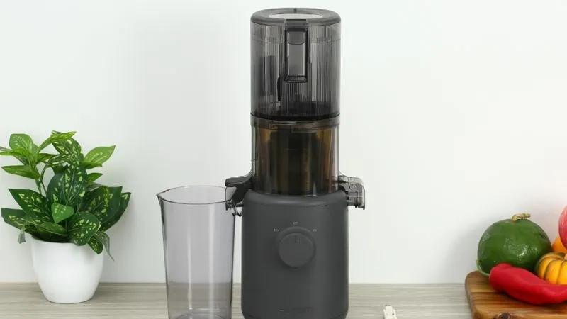 Máy ép chậm Hurom H310A-CL với thiết kế hiện đại, minh họa các đặc điểm nổi bật