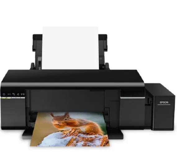 Máy in Epson L805 với thiết kế nhỏ gọn và khả năng in ấn chất lượng cao, đang chờ được hướng dẫn cách sử dụng toàn diện.
