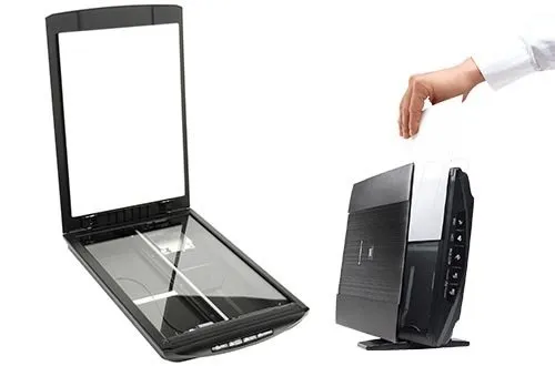 ''Người dùng đặt tài liệu lên mặt kính của máy scan Canon LiDE 220, bước đầu tiên trong quá trình tìm hiểu cách sử dụng máy scan Canon LiDE 220''