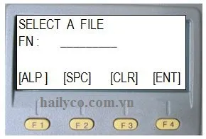Màn hình nhập liệu trên máy toàn đạc điện tử Topcon, với các phím chức năng Alp, Spc, Clr, Ent
