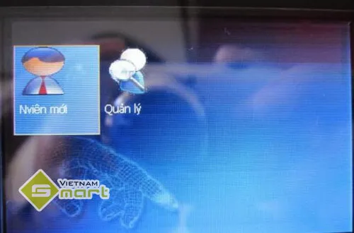 Giao diện đăng ký nhân viên mới trên máy chấm công Ronald Jack