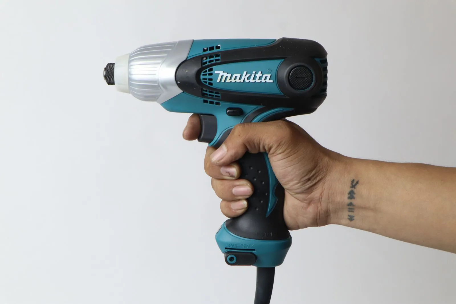 Máy vặn vít Makita TD0101F đảm bảo hiệu suất cao