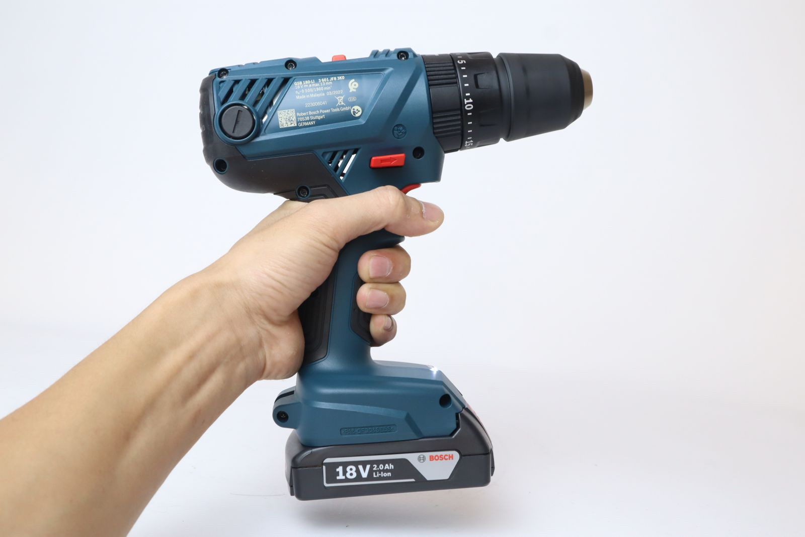 An toàn khi sử dụng máy khoan vặn vít dùng pin Bosch GSB 180 LI