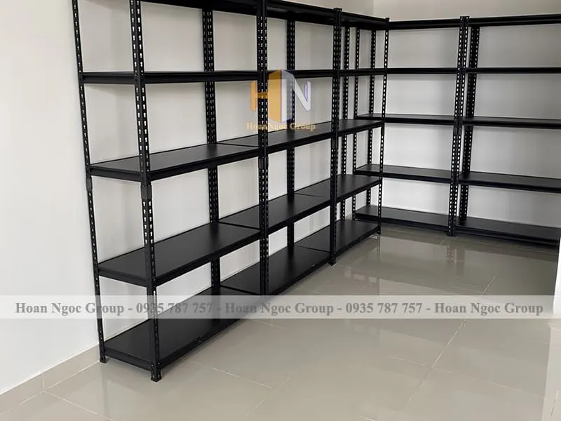 Các ứng dụng đa dạng của kệ tự lắp ráp trong gia đình và công nghiệp