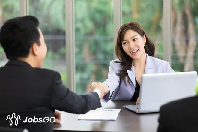 Tầm quan trọng của lòng khoan dung - hình ảnh người làm việc nhóm