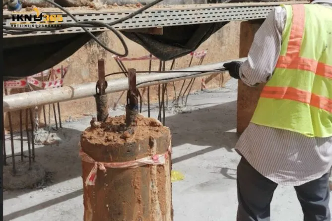 Bản vẽ kỹ thuật thể hiện khoảng cách giữa các cọc khoan nhồi theo tiêu chuẩn