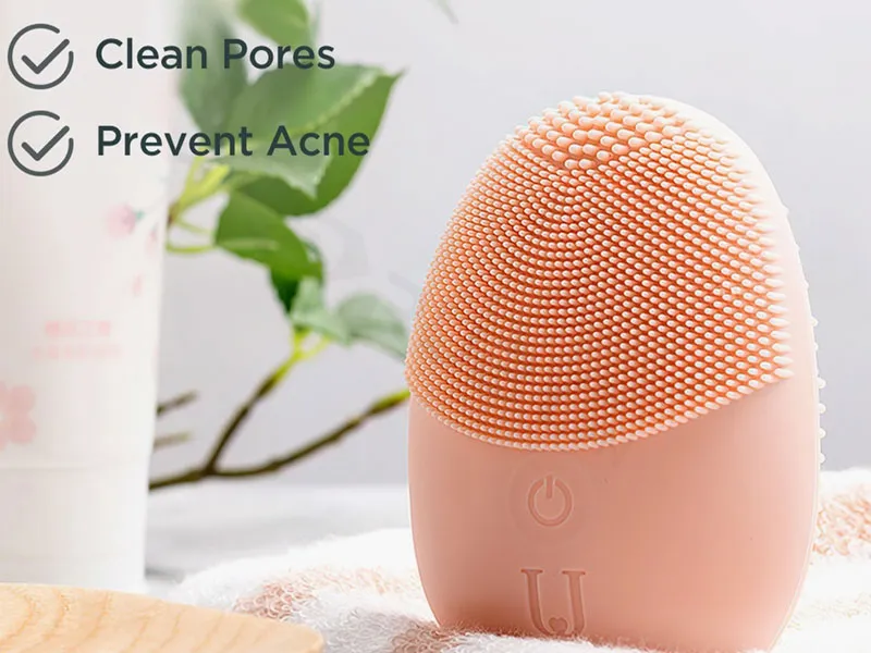 Khởi động máy và tiến hành rửa mặt