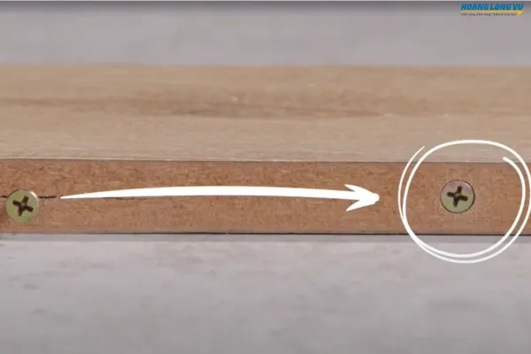 Kiểm tra độ hoàn thiện sau khi bắt vào gỗ